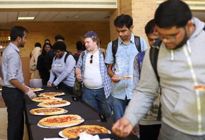 First Pizza with the President event of semester to offer free food ...