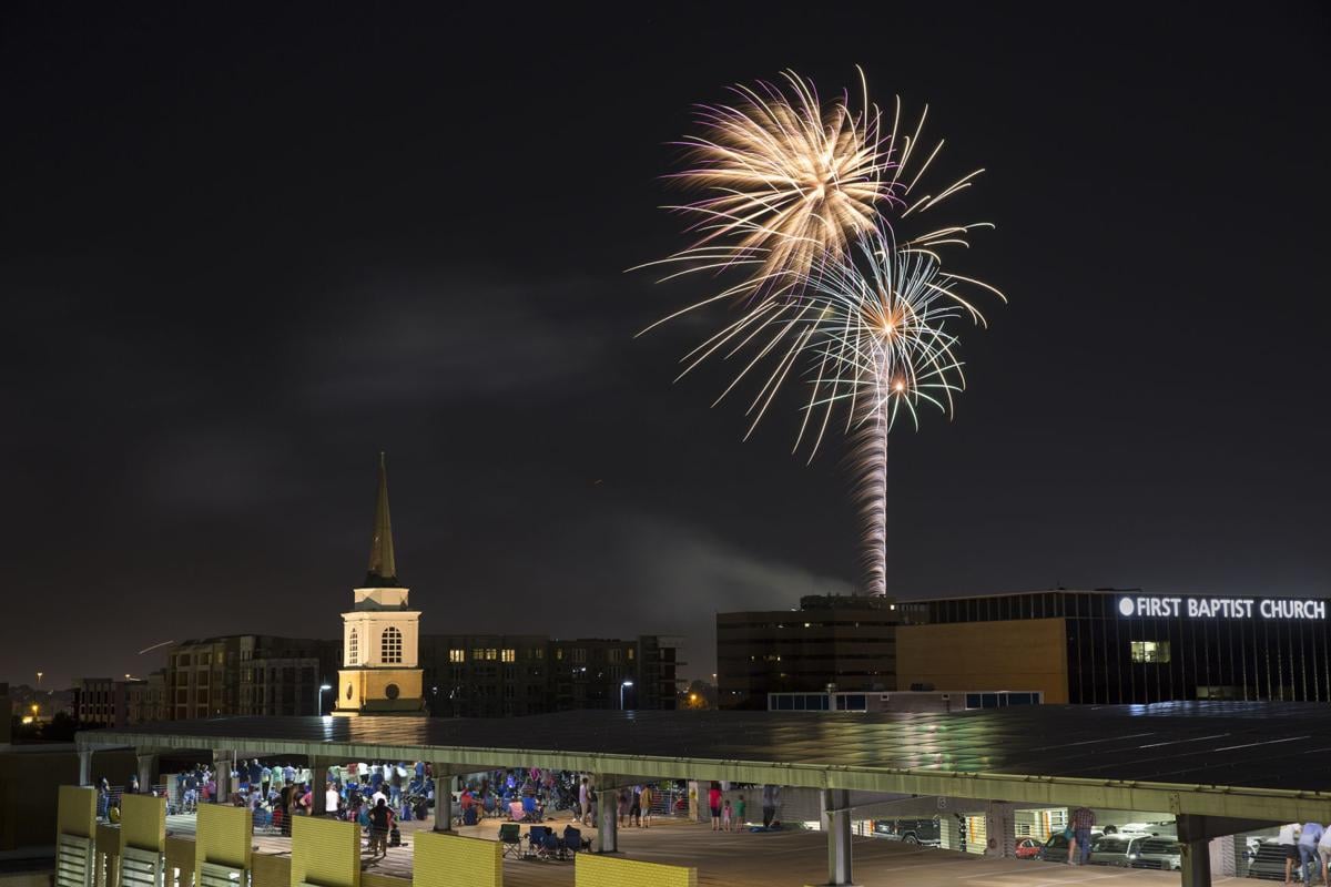 Arlington celebrates 4th of July with Light Up Arlington, Star Spangled