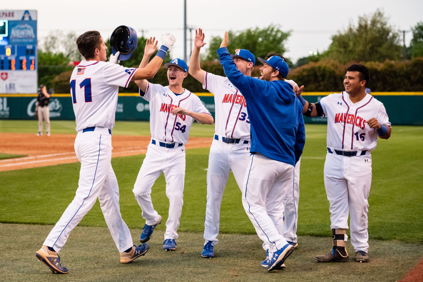 UTA baseball defeats No. 19 TCU, extends winning streak to six games