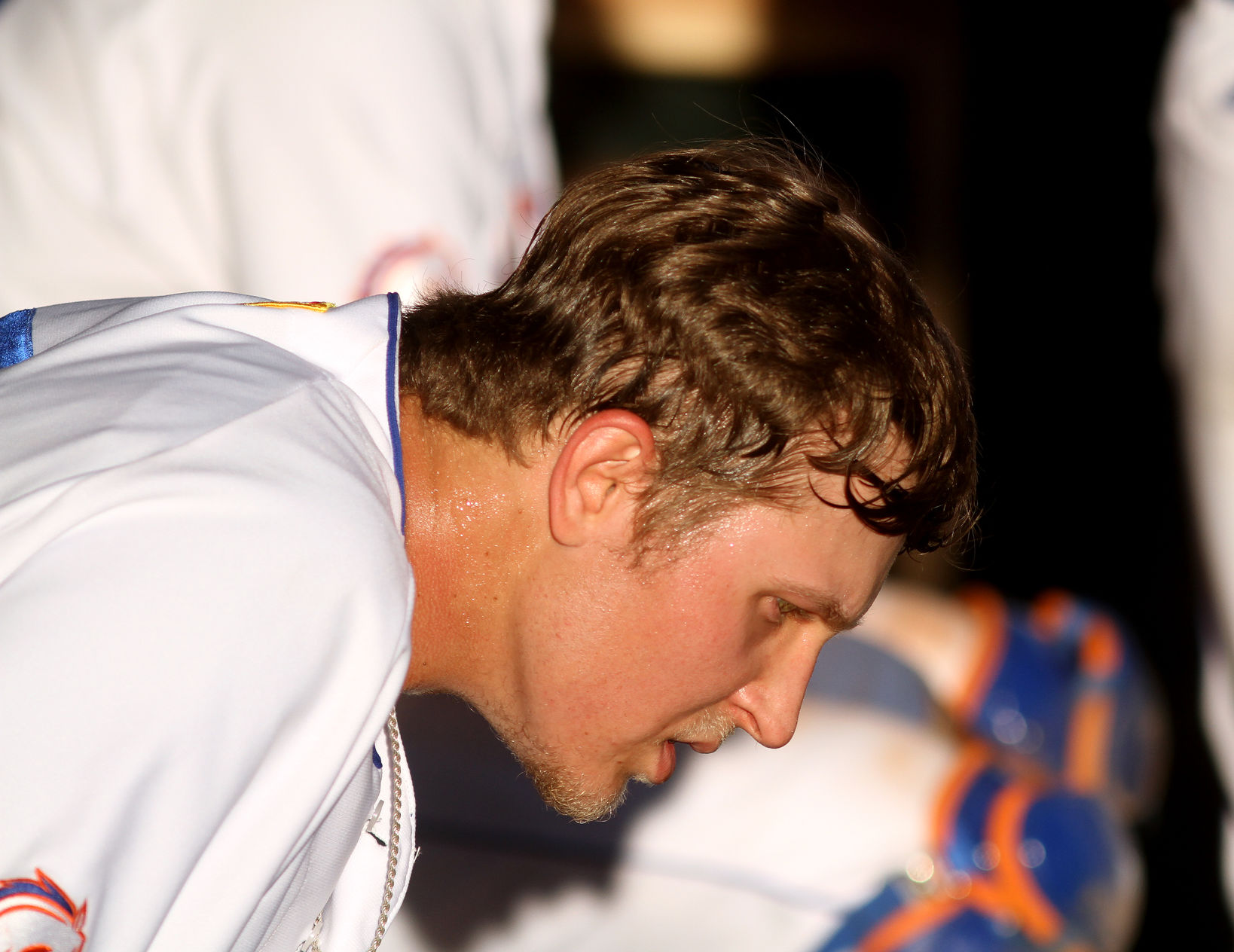 Victory slides past Mavericks in the ninth