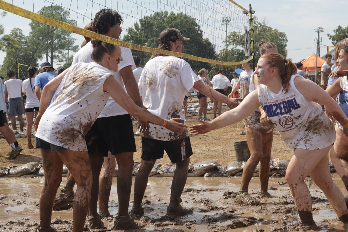 Students dive into mud at UTA's decades-old Oozeball tradition | Campus ...