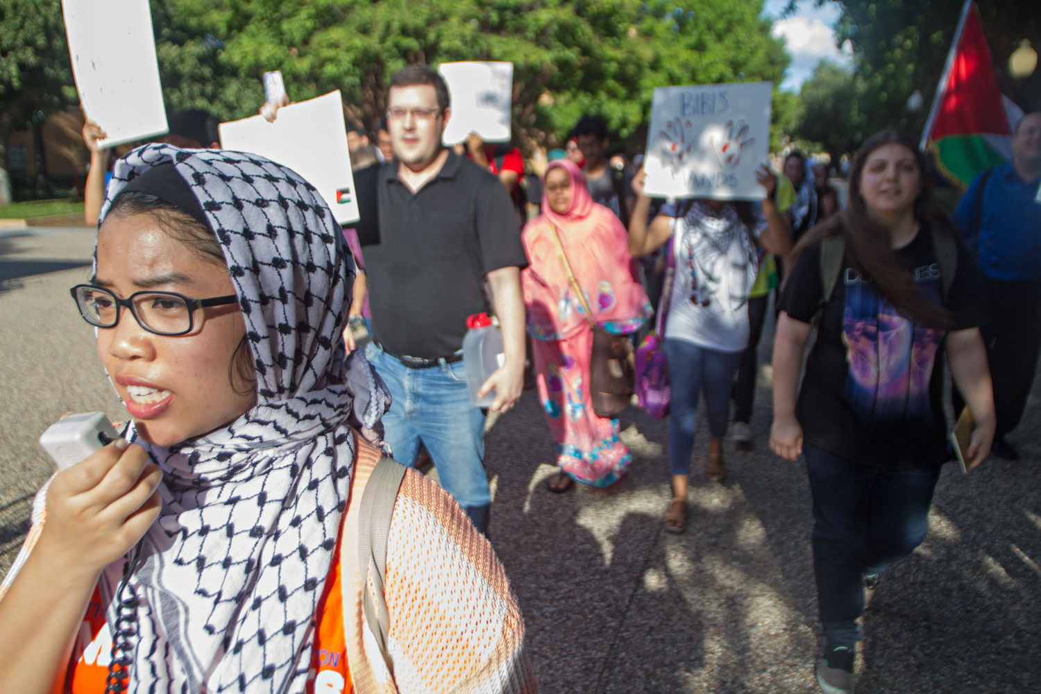 Protestors March For Palestine | News | Theshorthorn.com