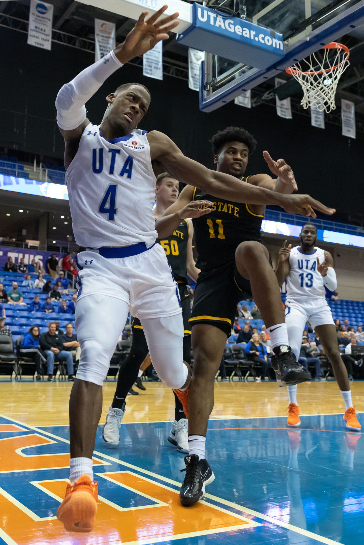 Photos: Mavericks bounce back with win against Appalachian State University