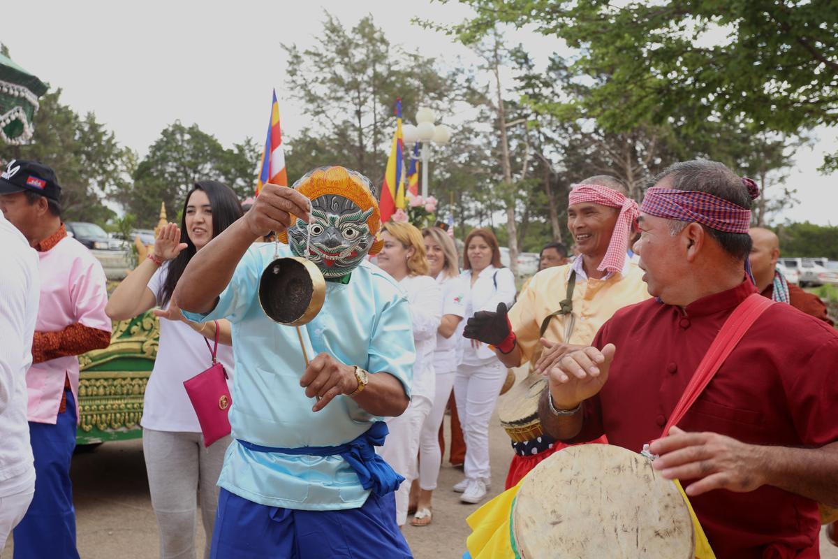 Khmer New Year celebrated in Dallas Multimedia