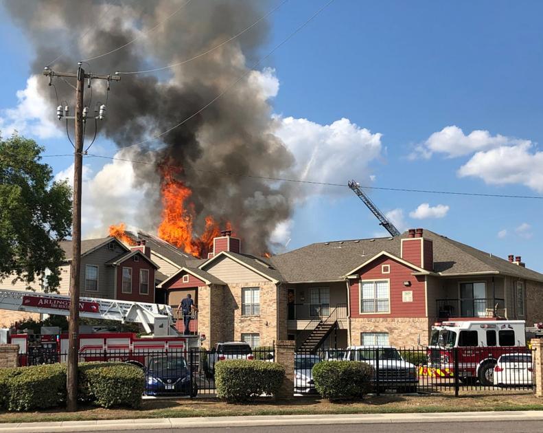 Four Alarm Fire Ignites Springfield Crossing Apartments News Theshorthorn Com Four Alarm Fire Ignites Springfield Crossing Apartments News Theshorthorn Com