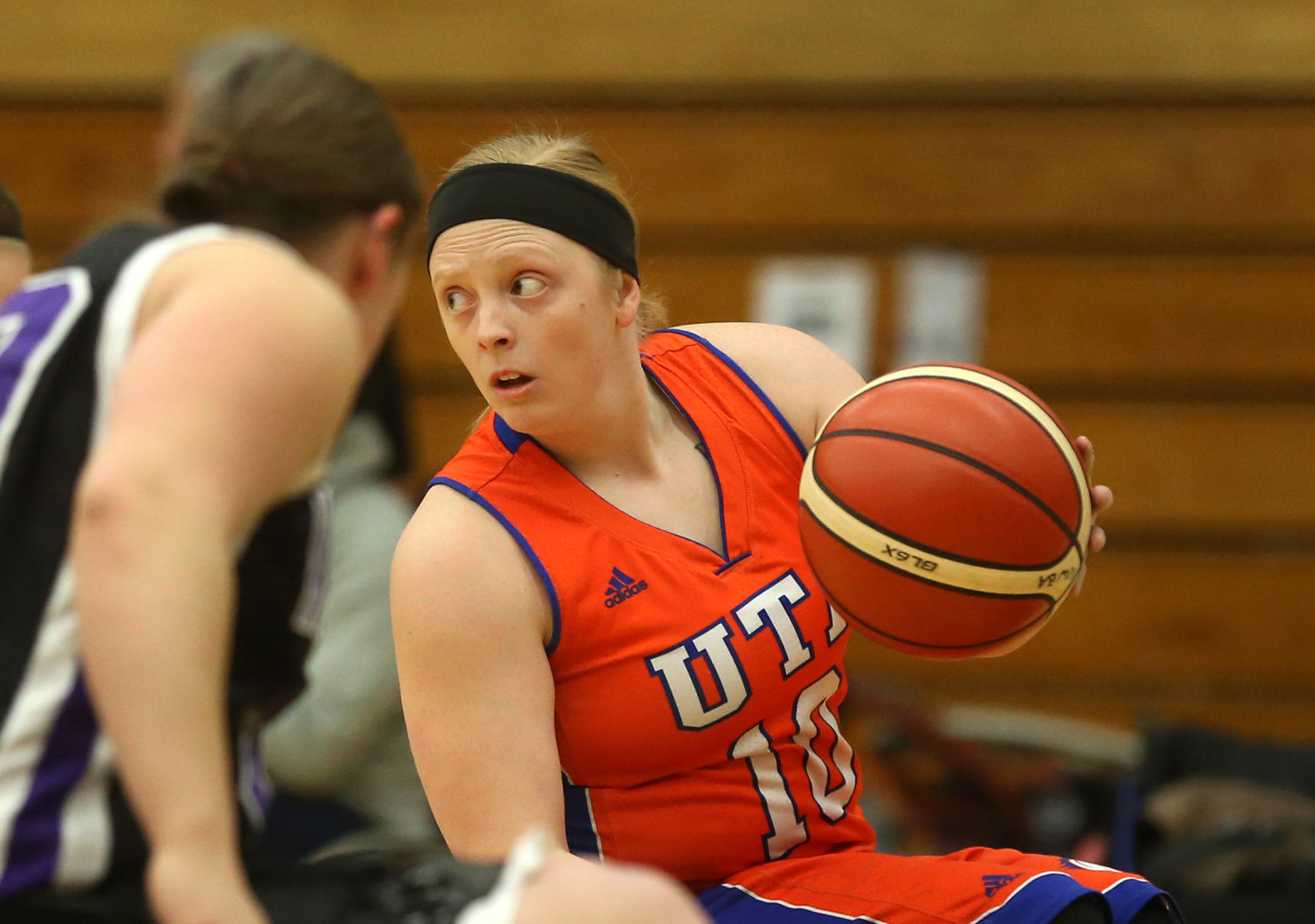 UTA Lady Movin' Mavs defeats University of Wisconsin-Whitewater in tournament