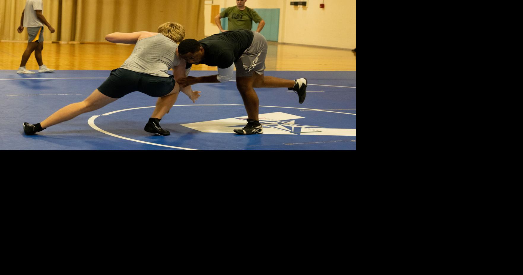 Wrestling club lets students tap into exercising by tapping out