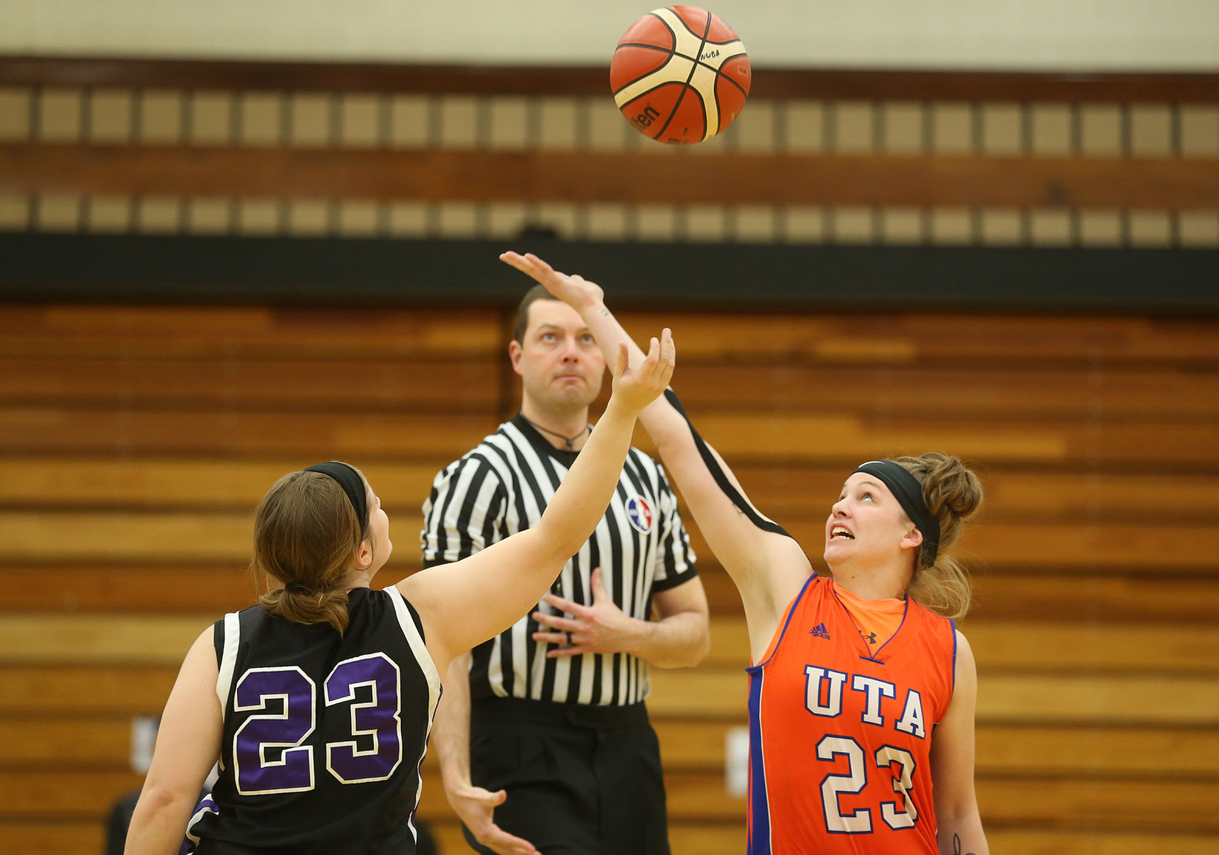 UTA Lady Movin' Mavs defeats University of Wisconsin-Whitewater in tournament