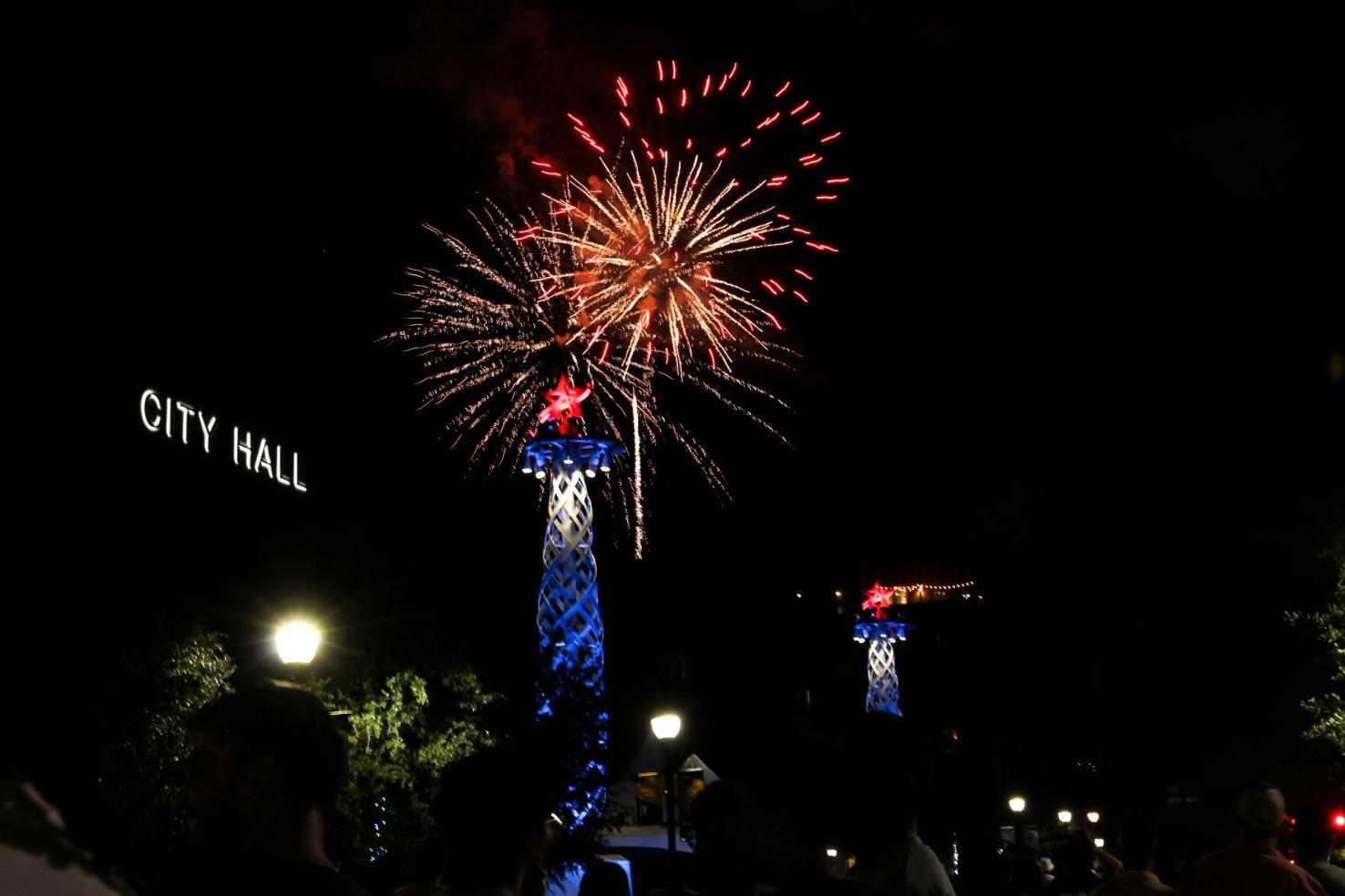 Fireworks light up Arlington's sky to celebrate Fourth of July