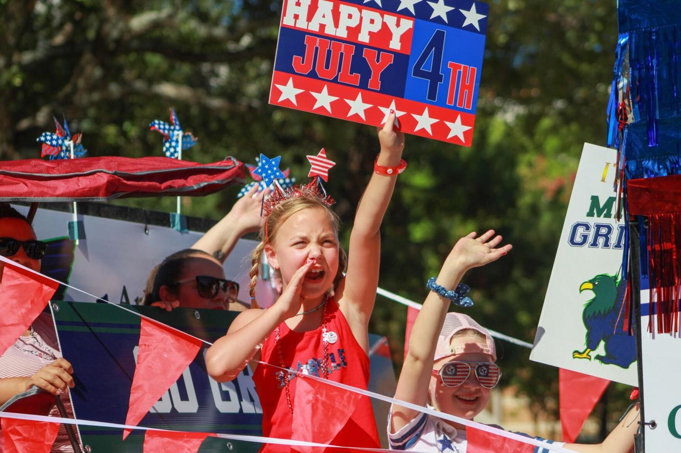 Parking, road closure, food trucks: What to know for Gardner's parade