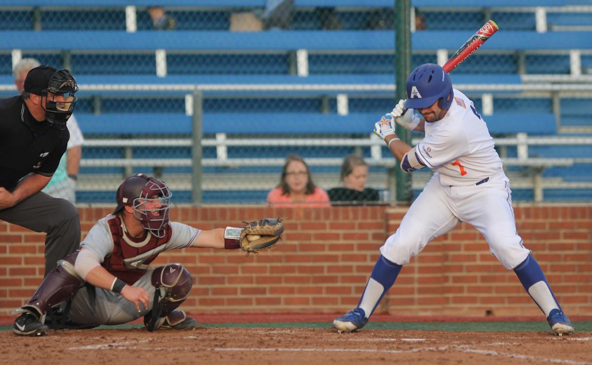UTA Baseball gains midseason momentum Sports