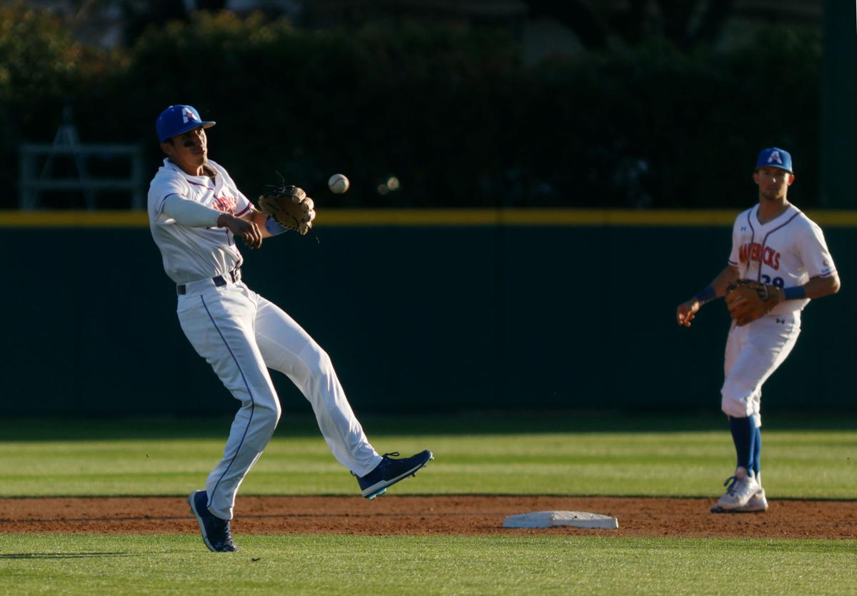 Photos: UTA baseball attains 6-0 victory in series opener against the University of Utah