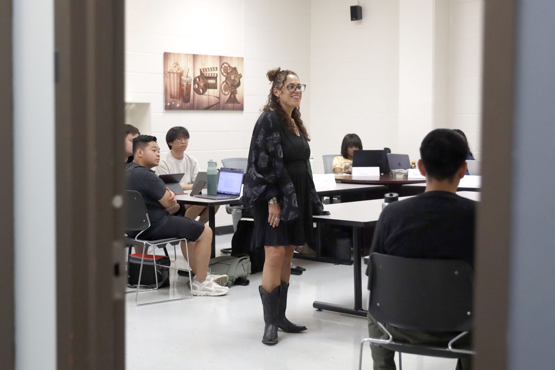 Hollywood director starts new chapter as UTA professor