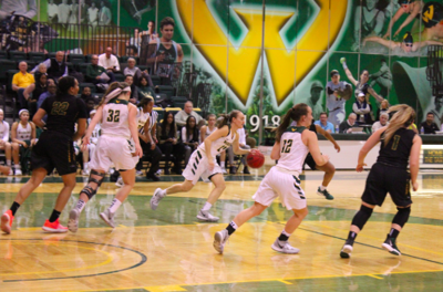 Women S Basketball Extends Winning Streak Mobile Thesouthend