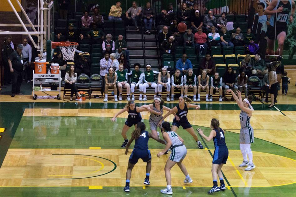 Men S Basketball Drops Eight Consecutive Game Women S Basketball