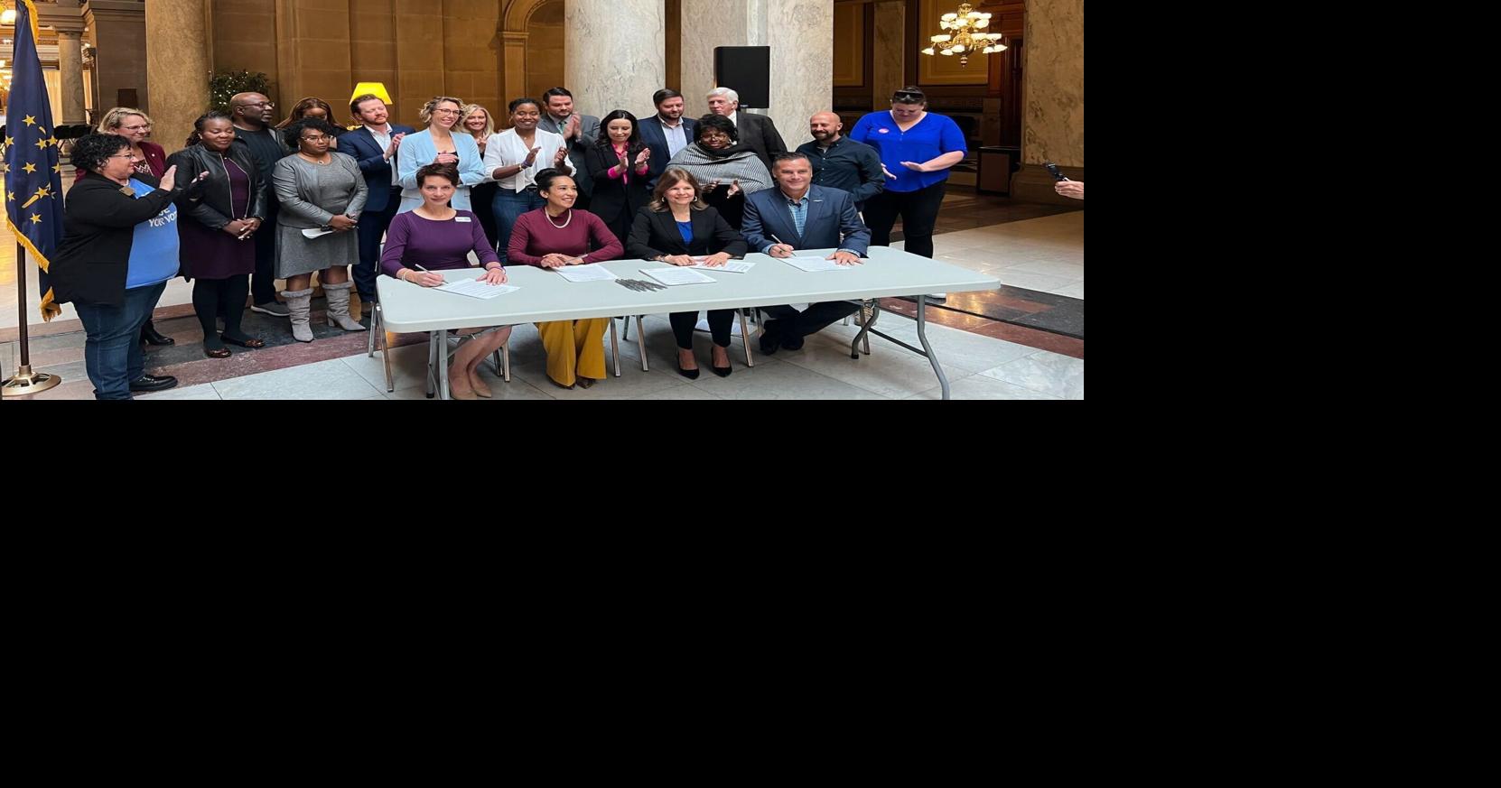 Indiana Democrats aim to win over voters with their “contract with ...
