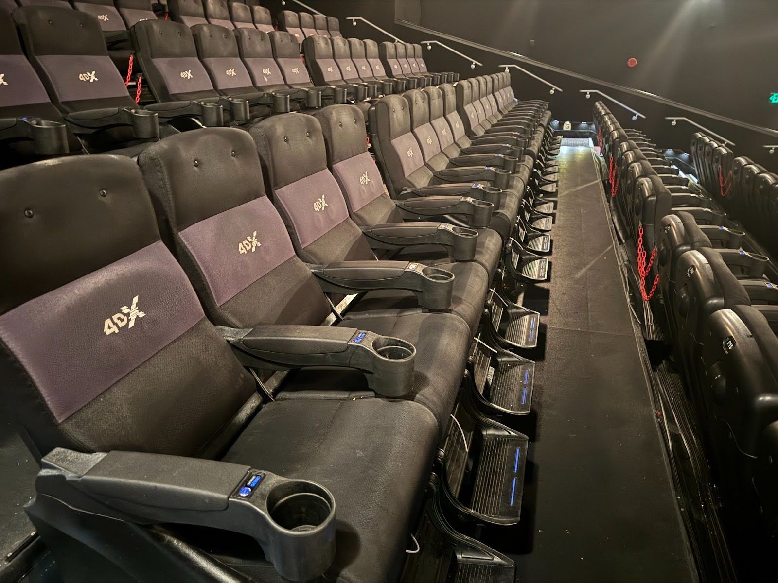 Rain, rumbles and regrets: 4DX can't save 'Borderlands' from its faults ...