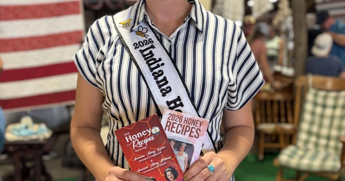 Indiana’s Honey Princess educates Hoosiers about sustainable beekeeping