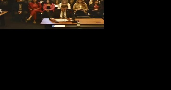 More than 50 people testify about Washington Street dedicated lanes - Vimarsana News