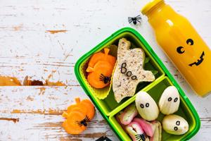 Parenting 101: Fun ideas for a Halloween lunch