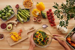 Study finds plant-based diets lower dementia risk