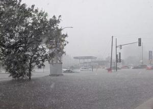 Strong thunderstorms produce flash flooding across the West Island
