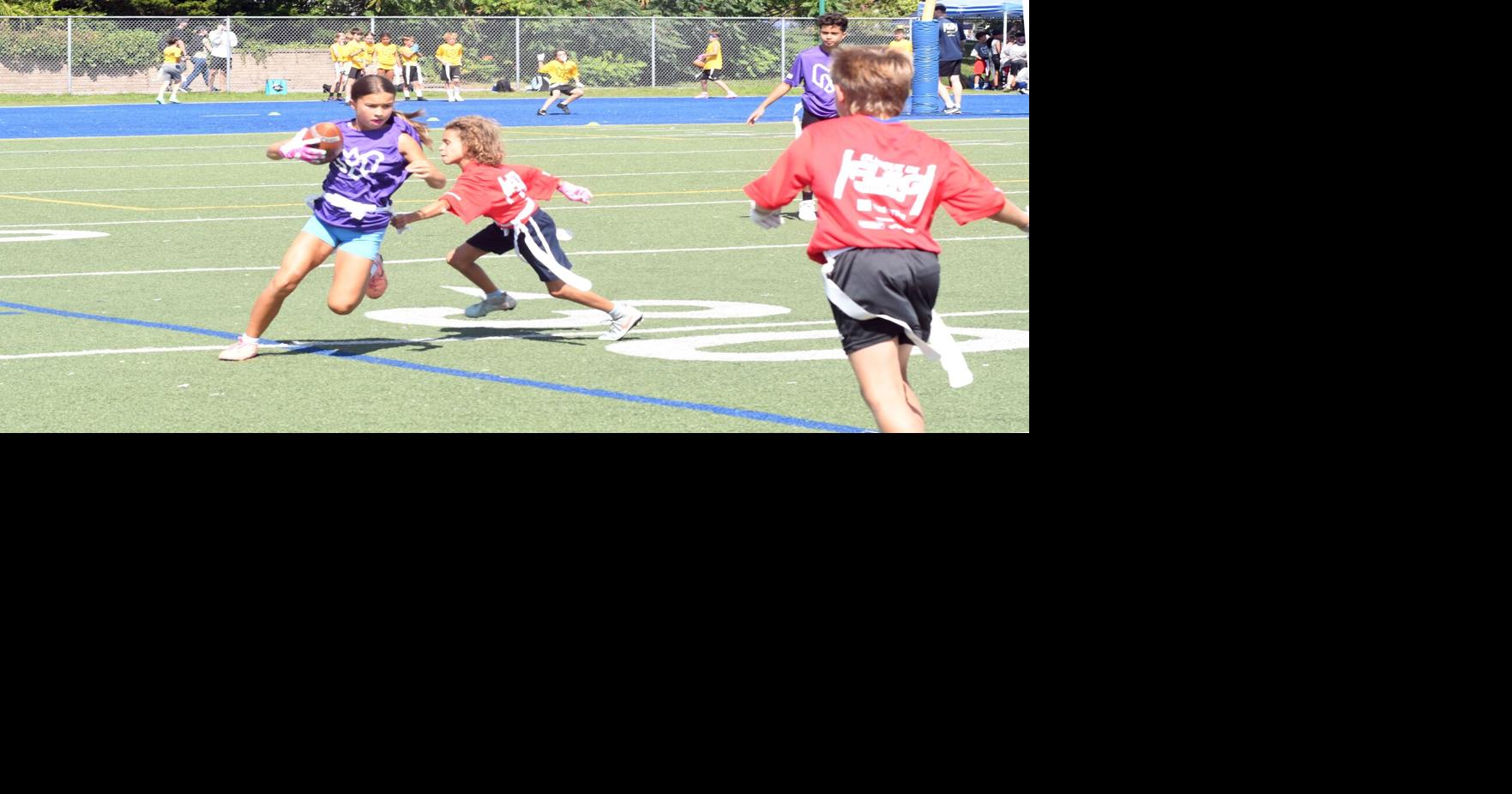 Alouettes players help to grow the game with flag football clinic