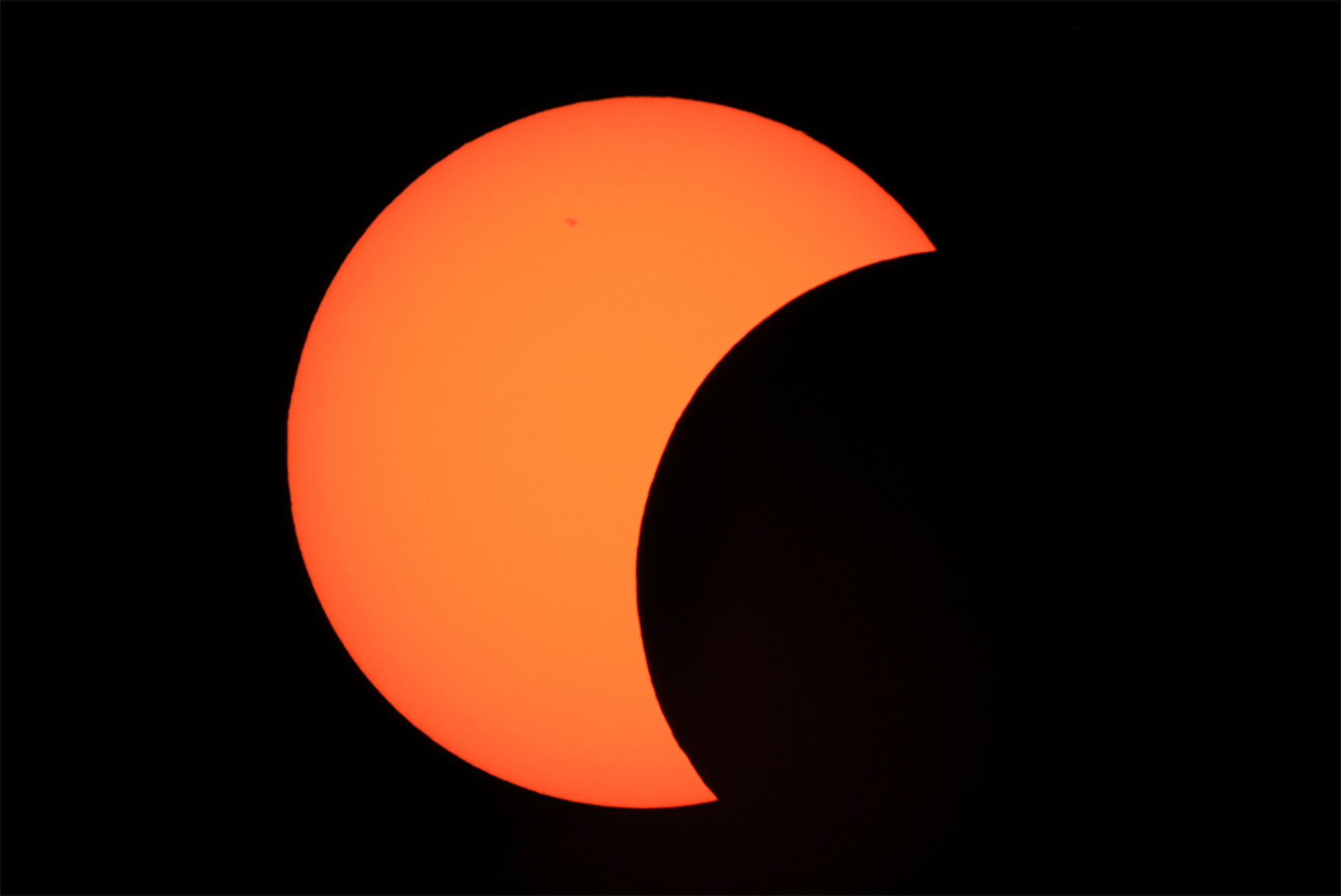 Partial solar eclipse visible in Montreal on Wednesday, covering 18% of sun at 1:45 p.m.; total eclipse sweeps Greenland, Iceland, Spain