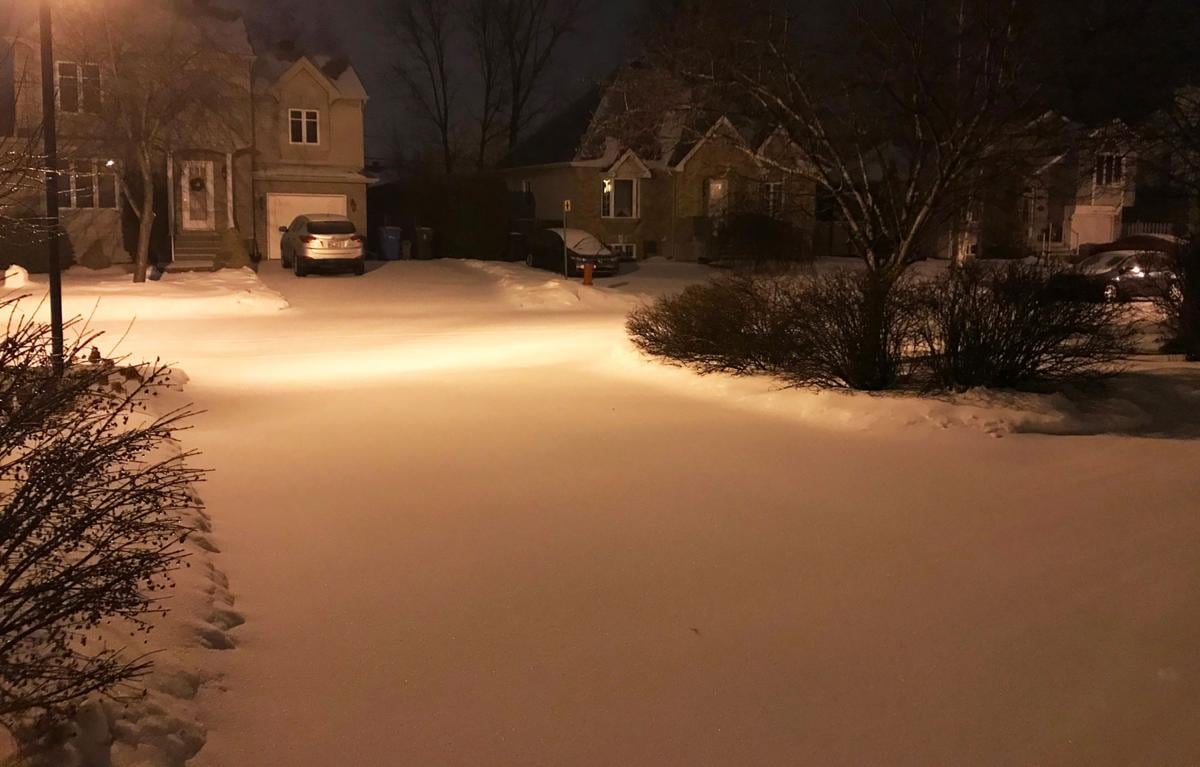 Over 100 000 Without Power In Quebec From Wind And Ice Suburban Weather Thesuburban Com