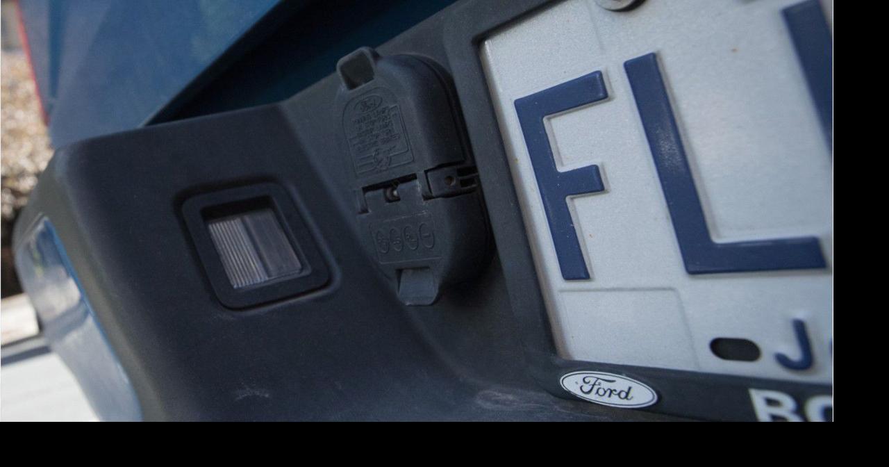 License bureau in VaudreuilDorion closes due to COVID 19 Covid 19