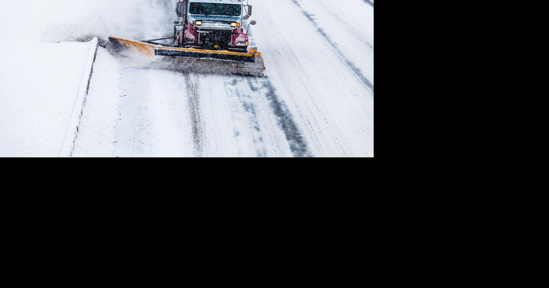 Strong arctic front - dropping temperatures and snow for the Montreal region