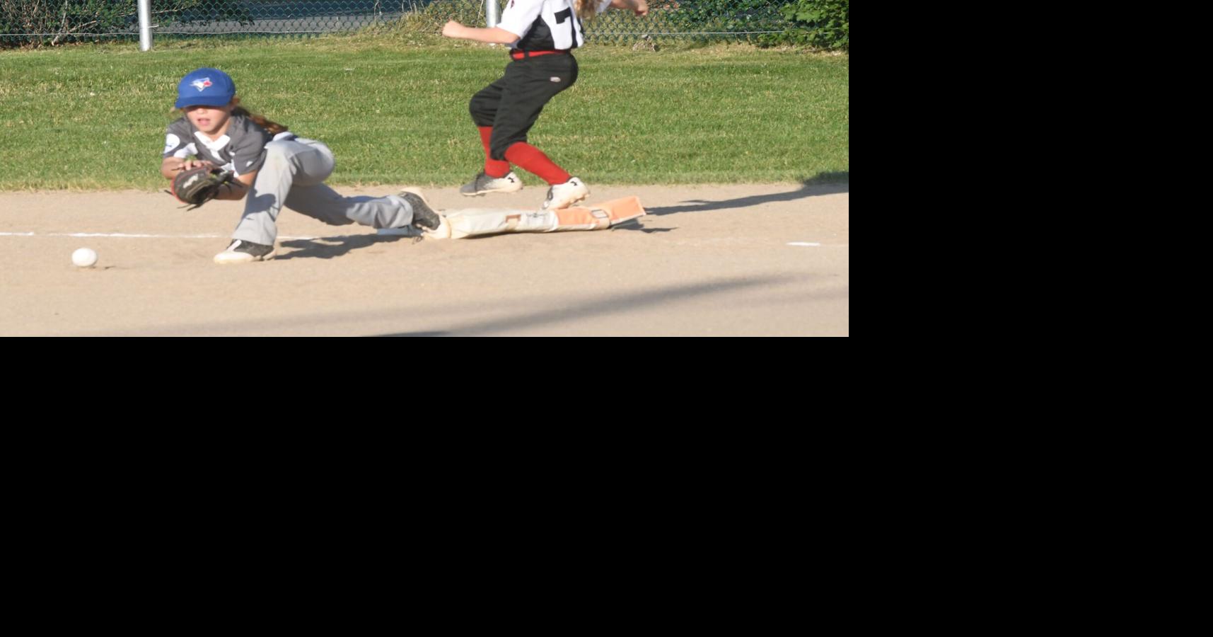 Blue Jays bop past Bobcats in 9U B baseball