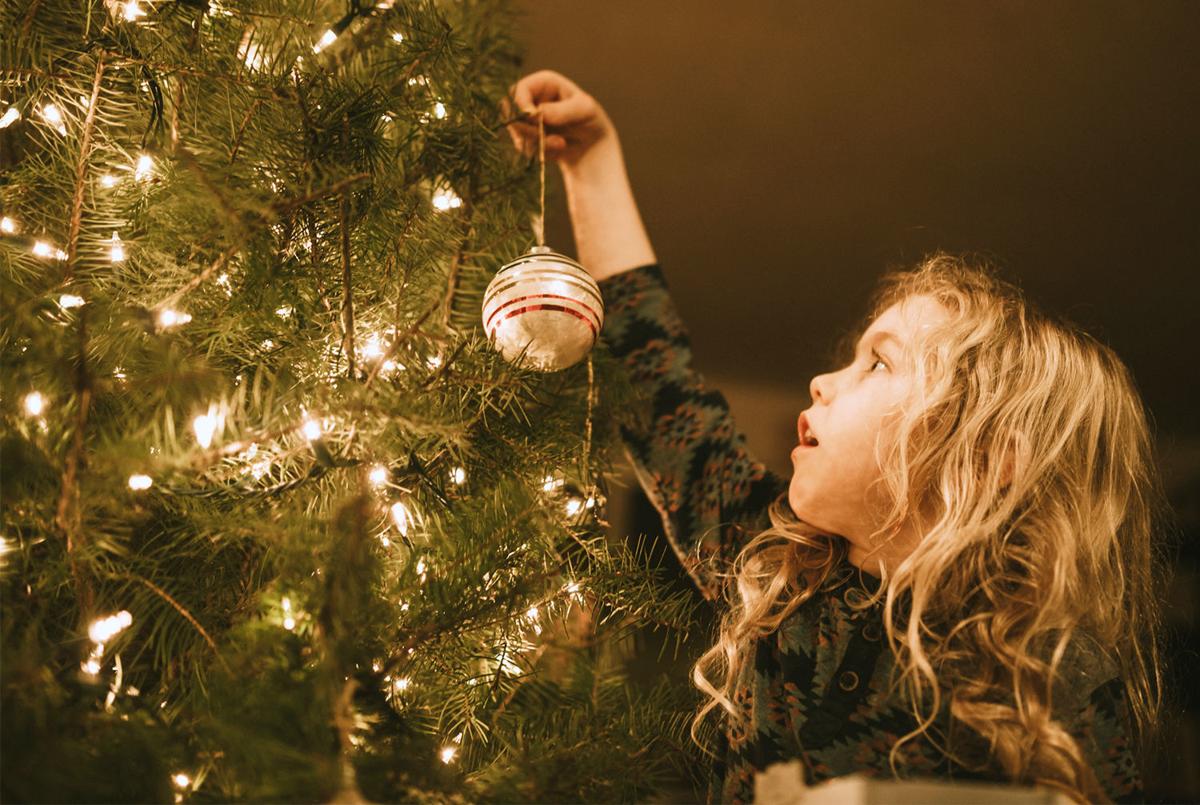 Bernard Mendelman It S Beginning To Look A Lot Like Christmas And Chanukah Bernard Mendelman Write Where I Belong Thesuburban Com