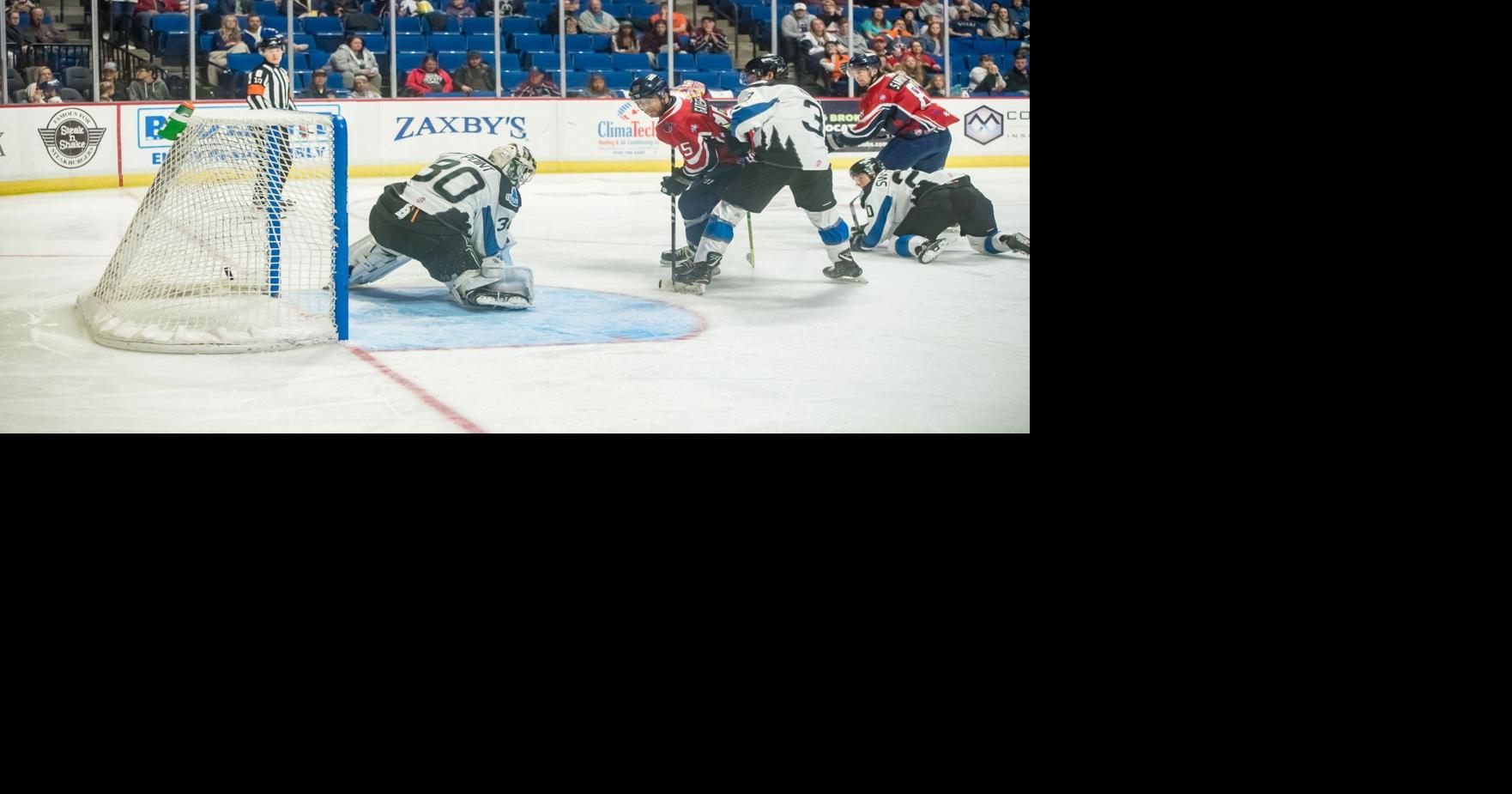 Brent Gates Jr. signs on the dotted line with Laval Rocket Sports