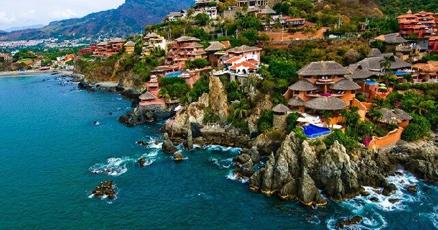 Daniela Caputo’s Destinations: Ixtapa, Mexico revisited Daniela Caputo’s Destinations: Ixtapa, Mexico revisited