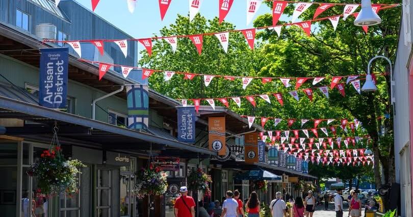 Vancouver has the perfect blend of natural beauty and urban attractions