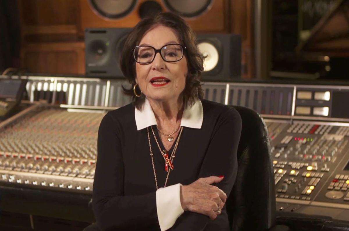 Getting Nostalgic With Nana Mouskouri Entertainment Thesuburban Com