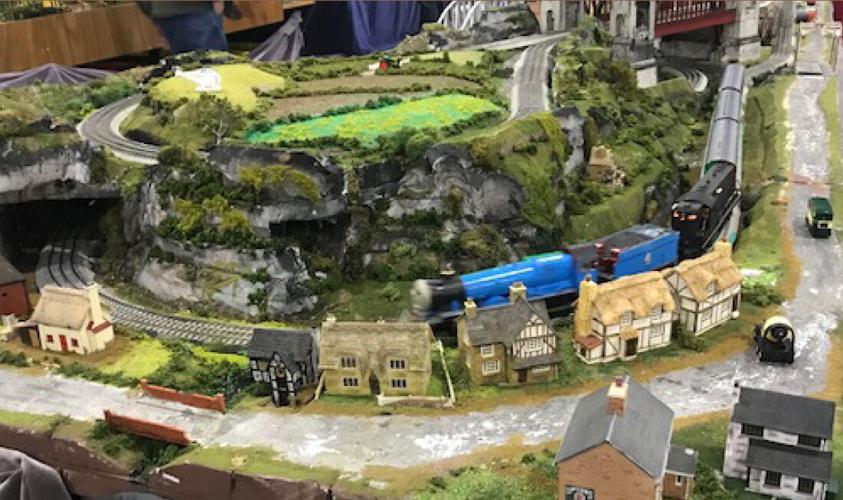 Montreal Model Train Exposition pulling into Kirkland Arena June 1819 Lifestyles
