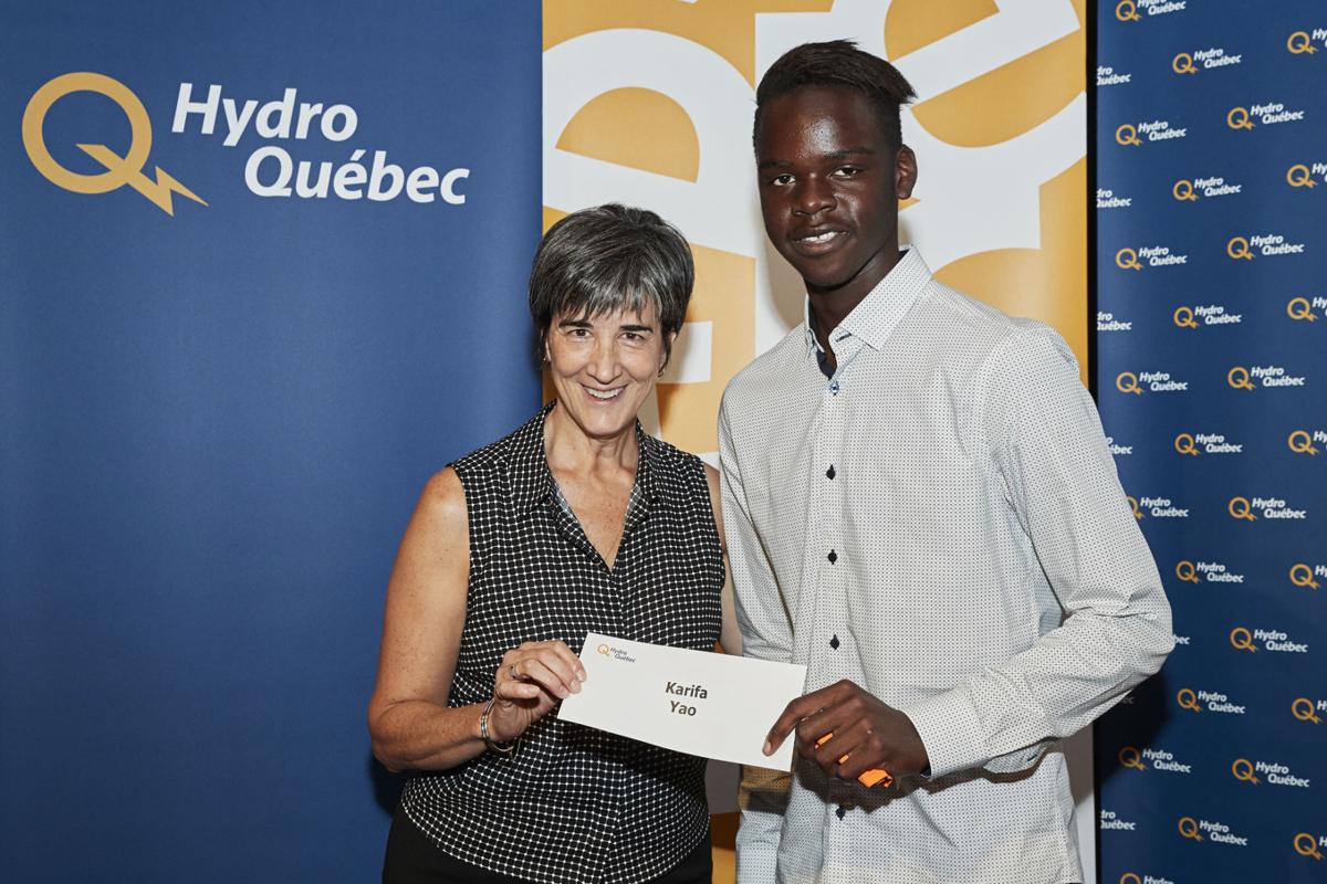 Laval Soccer Players Earn Hydro Quebec Bursaries Sports Thesuburban Com