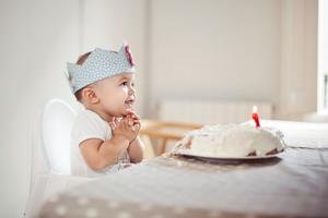 Supermom In Training: $100 Birthday Party Series - Babies
