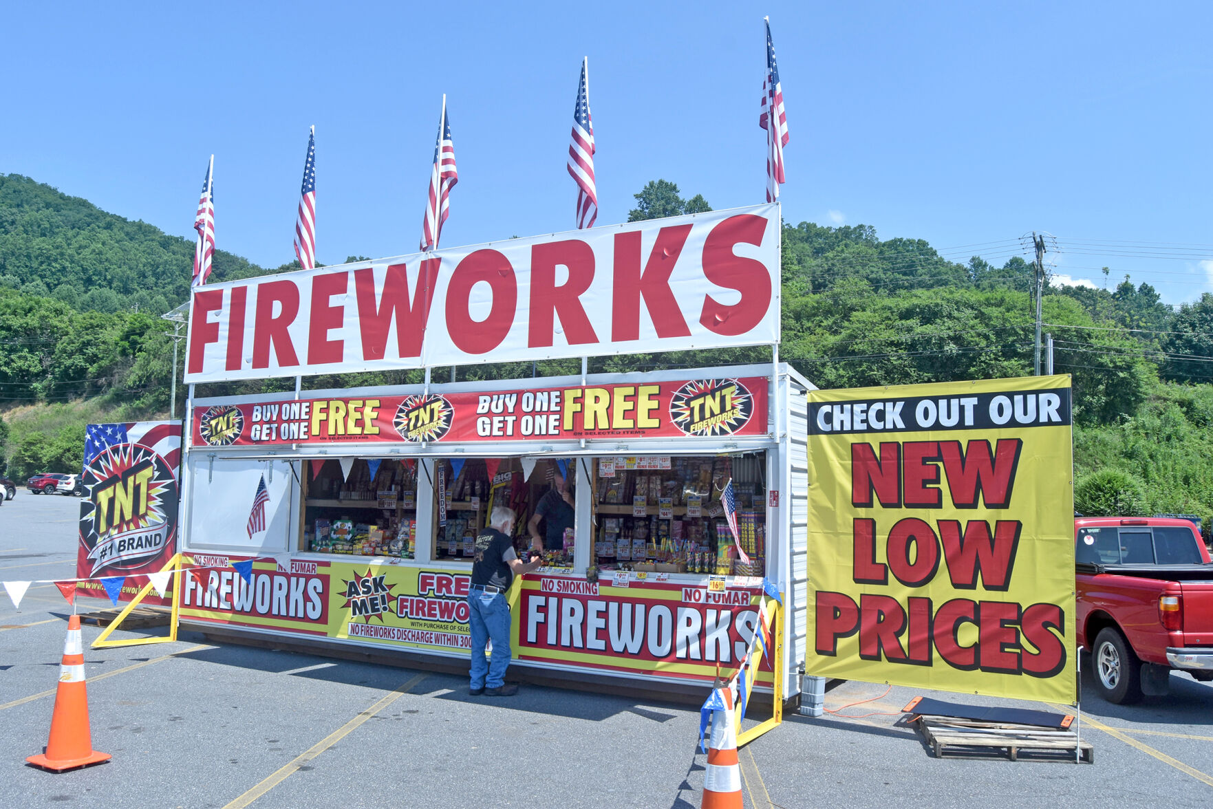 Fireworks: a rite of summer | News | thesylvaherald.com Fireworks: a rite of summer | News | thesylvaherald.com
