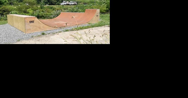 Town discusses fixes to current skateboard site, eyes new locale - Vimarsana News