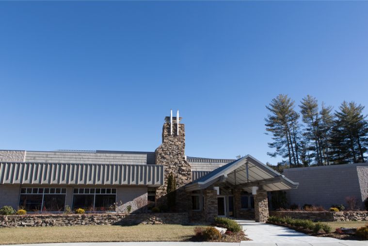 cashiersglenvillereccenter001.jpg