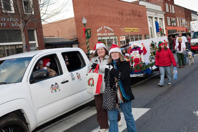 Christmas Parade Photo Galleries
