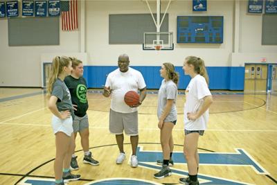 Dunford Brings Experience To Helm Of Sm Women S Hoops Smoky