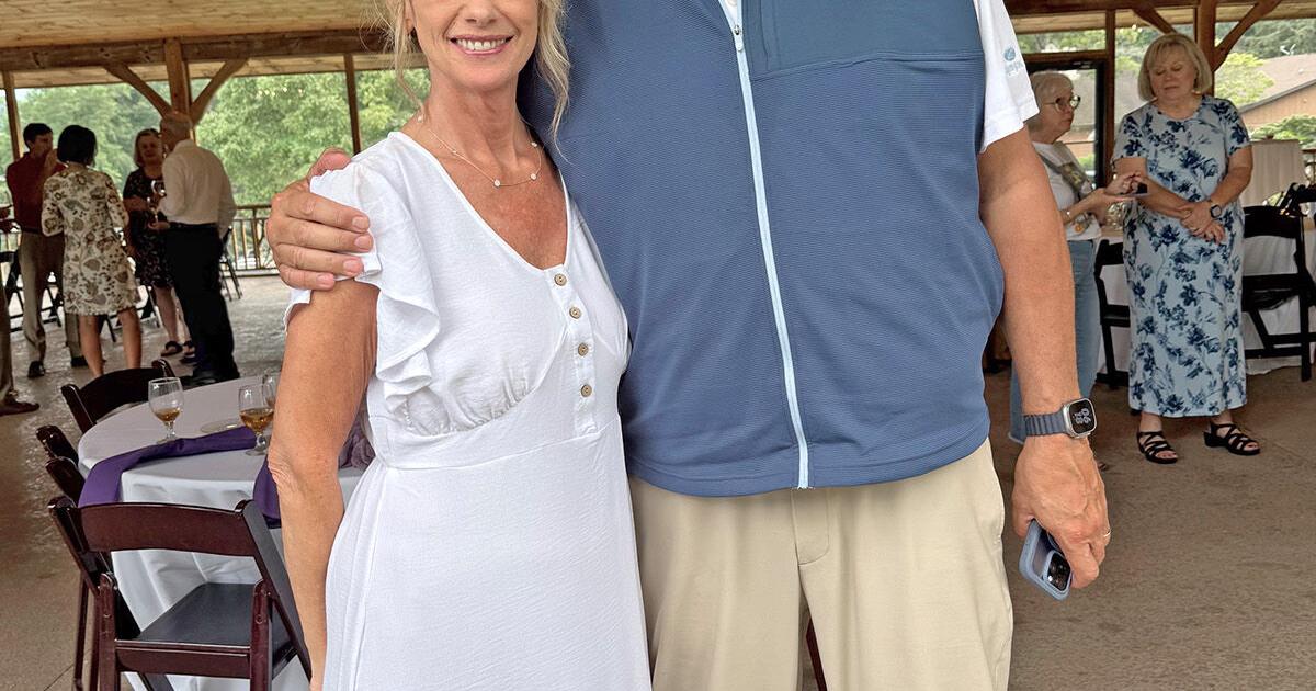 Davis retires Simmons steps up News thesylvaherald com