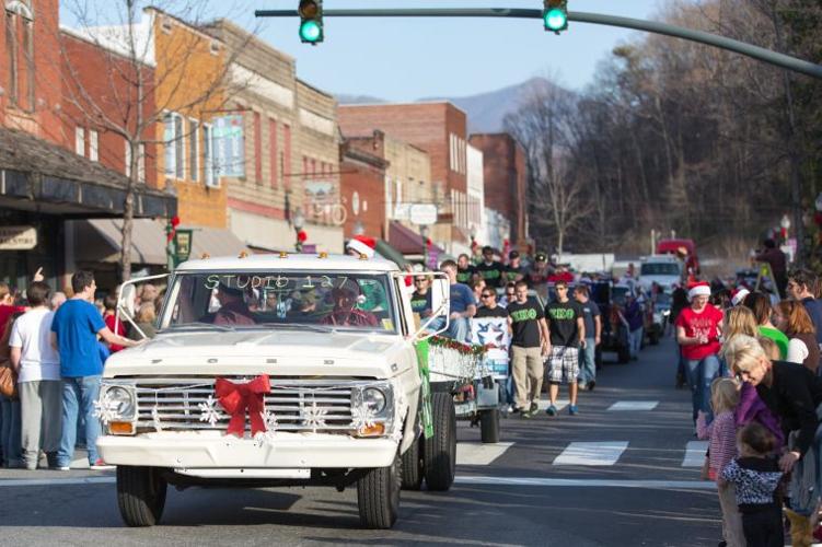 Sylva Christmas parade Photo Galleries