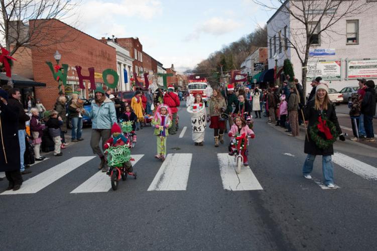 Christmas Parade Photo Galleries