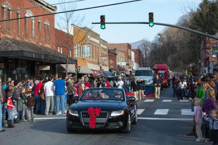 Sylva Christmas parade Photo Galleries