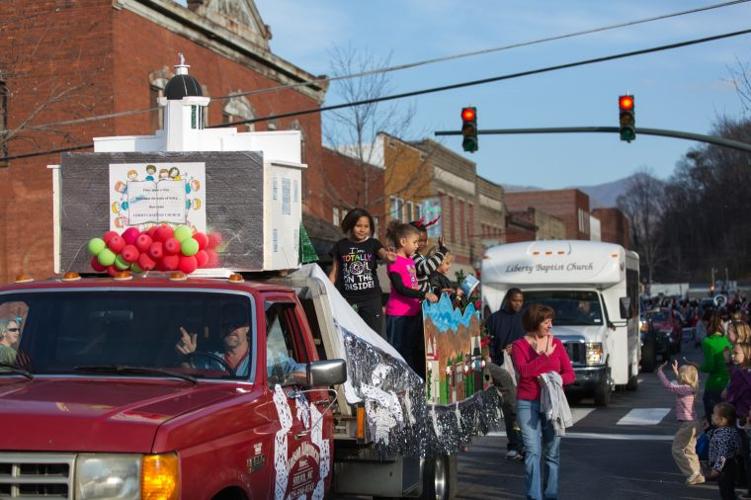 Sylva Christmas parade Photo Galleries